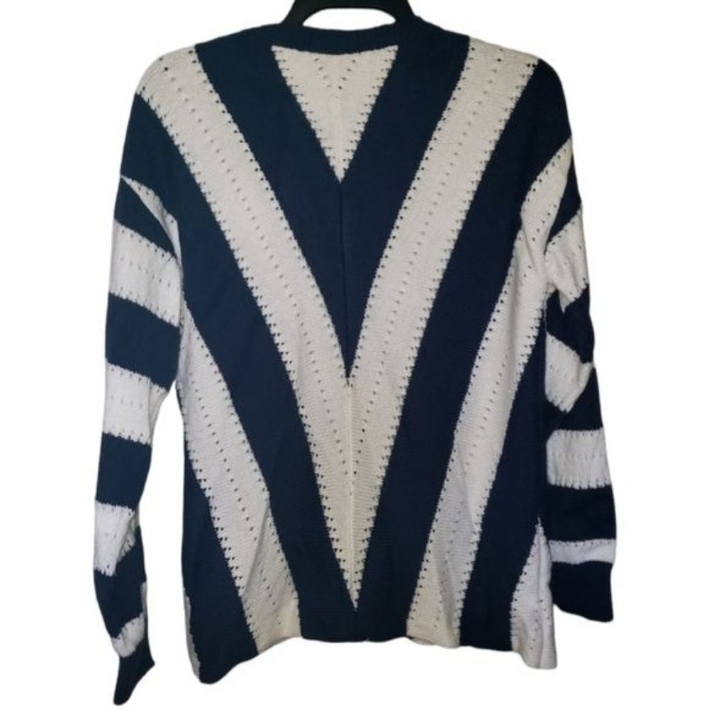 Striped Knit V-Neck Oversized Sweater Size Small - Picture 5 of 5
